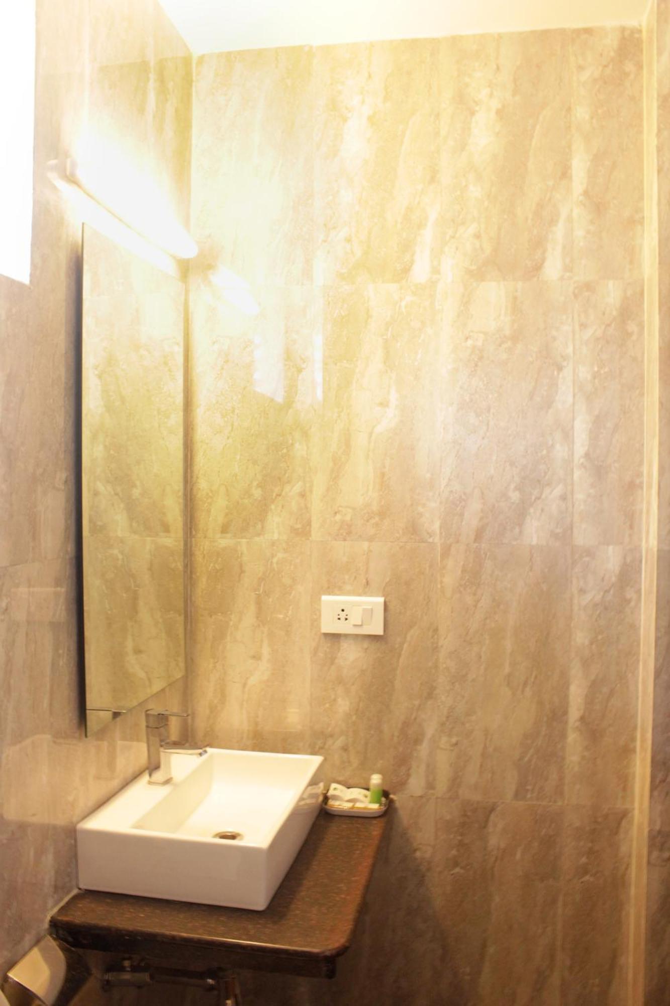 Sinq Beach Resort Calangute Exterior foto
